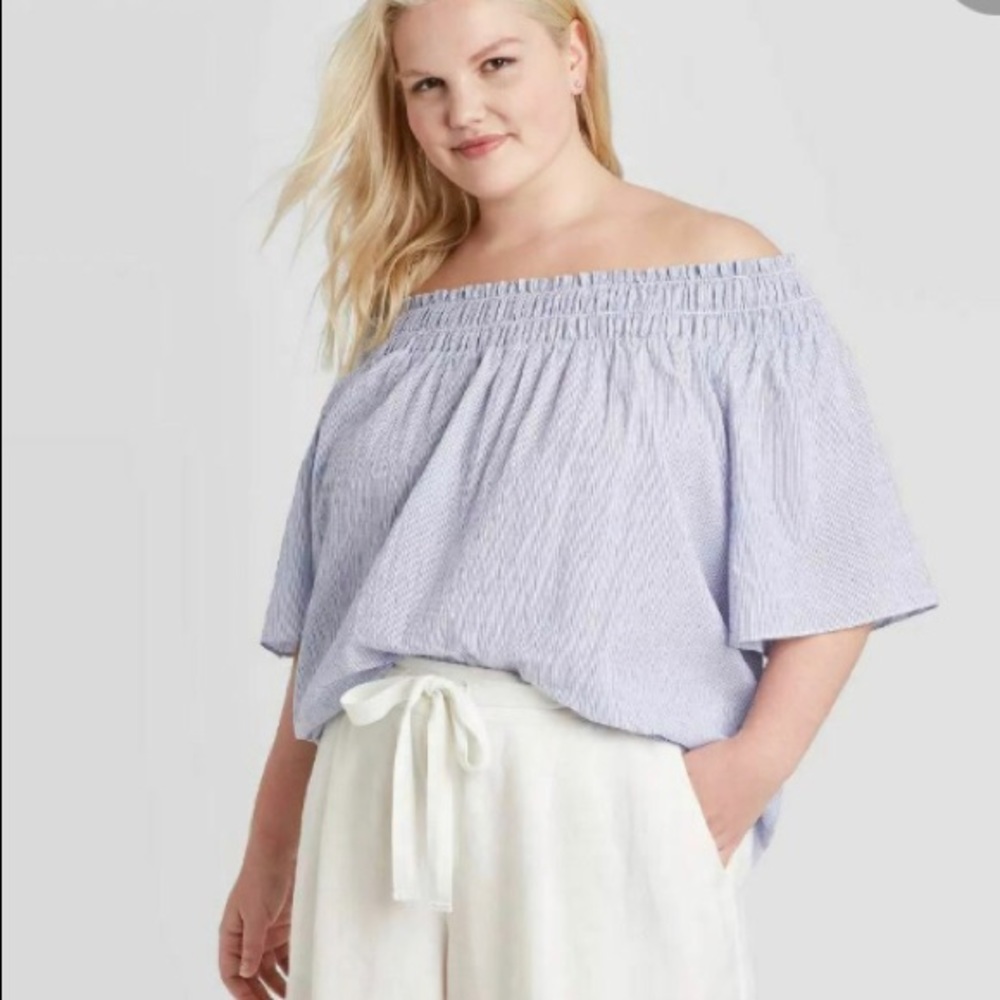 a new day blue smocked yoke top XL